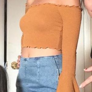 Yellow long sleeve crop top